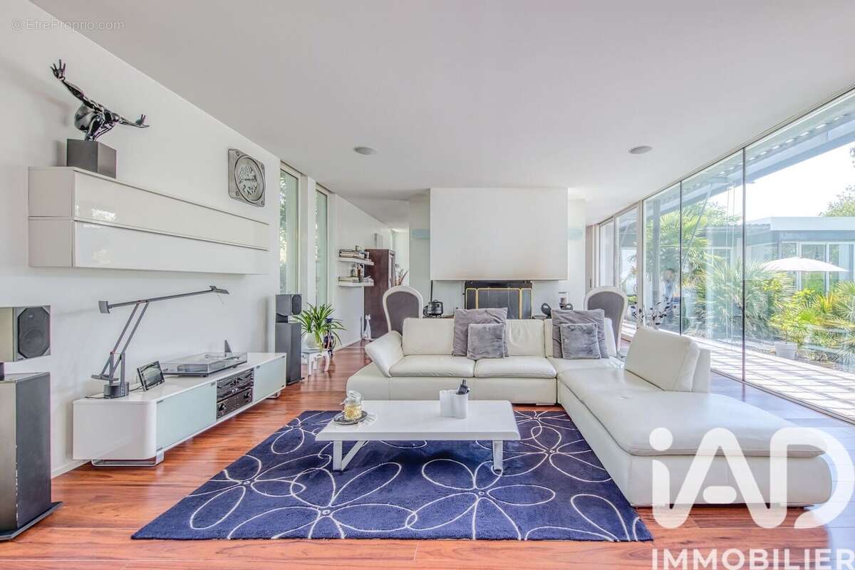 Photo 3 - Maison à LE TAILLAN-MEDOC