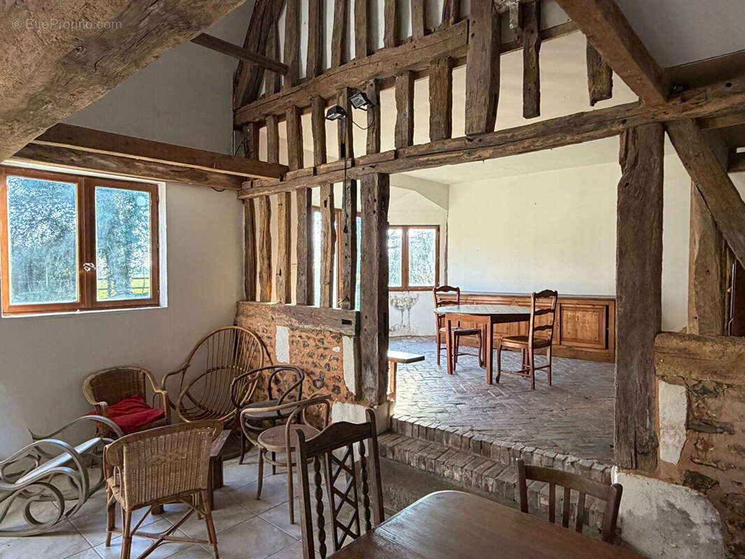 Maison à AMFREVILLE-LA-CAMPAGNE