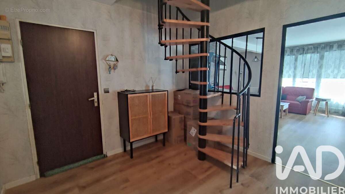 Photo 9 - Appartement à REIMS