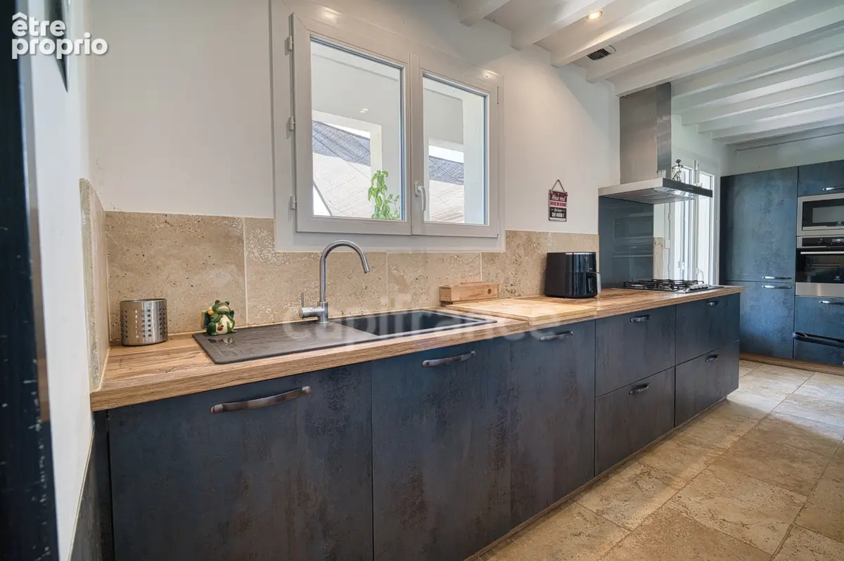 Maison de plain-pied 156 m² – 5 chambres - Montussan - photo 7