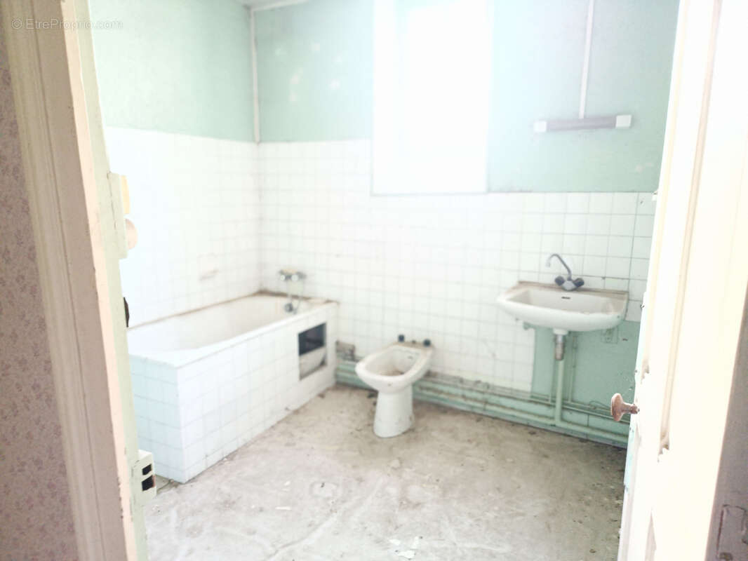 Maison à BEAUREPAIRE