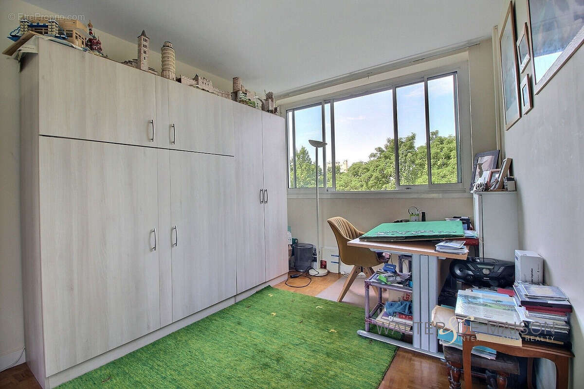 Appartement à PARIS-12E