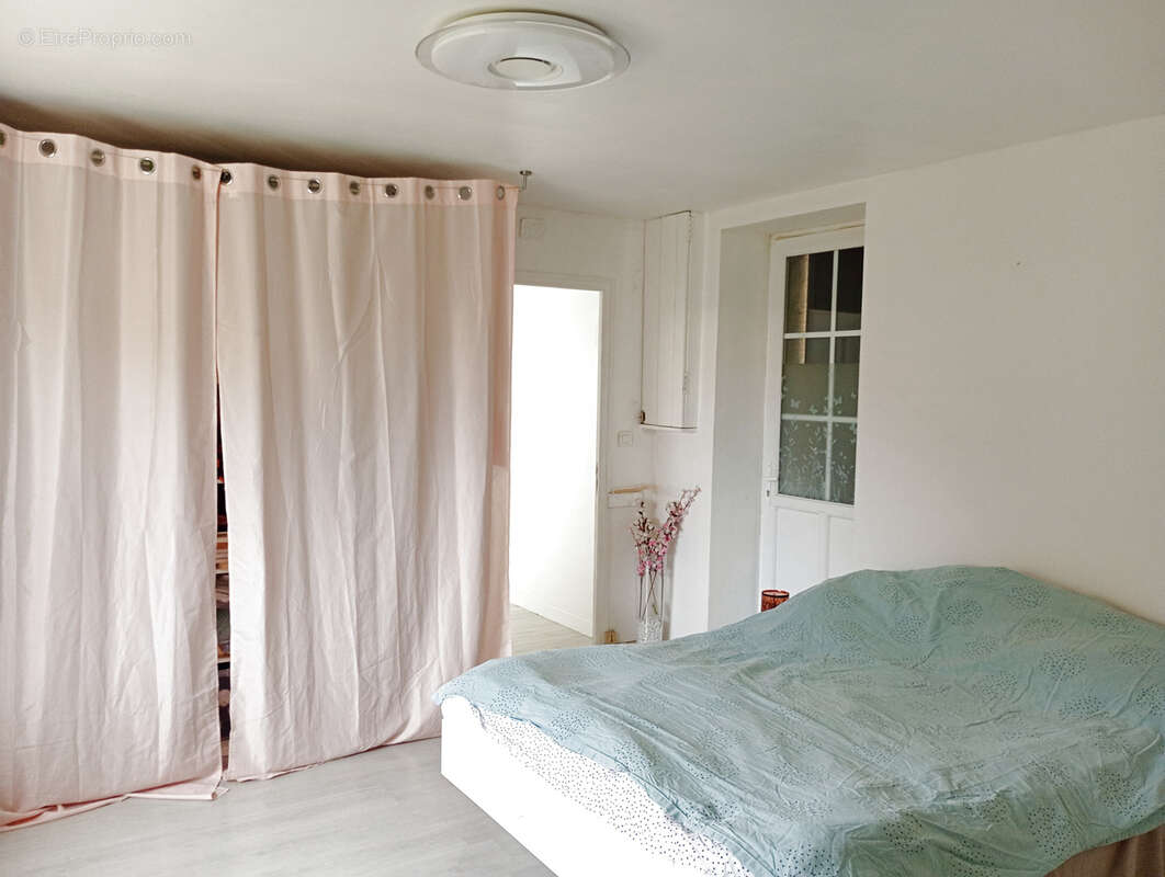 Maison à BOURG-CHARENTE