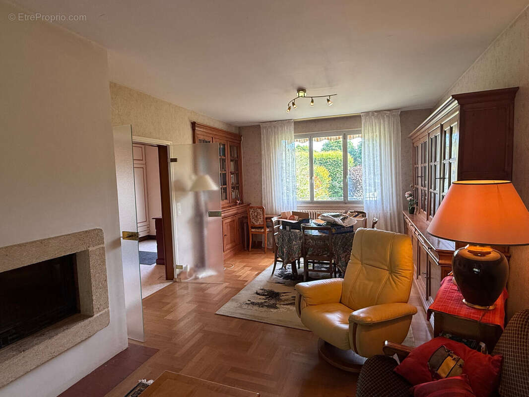 Maison 155 m² à Ardentes  - photo 3