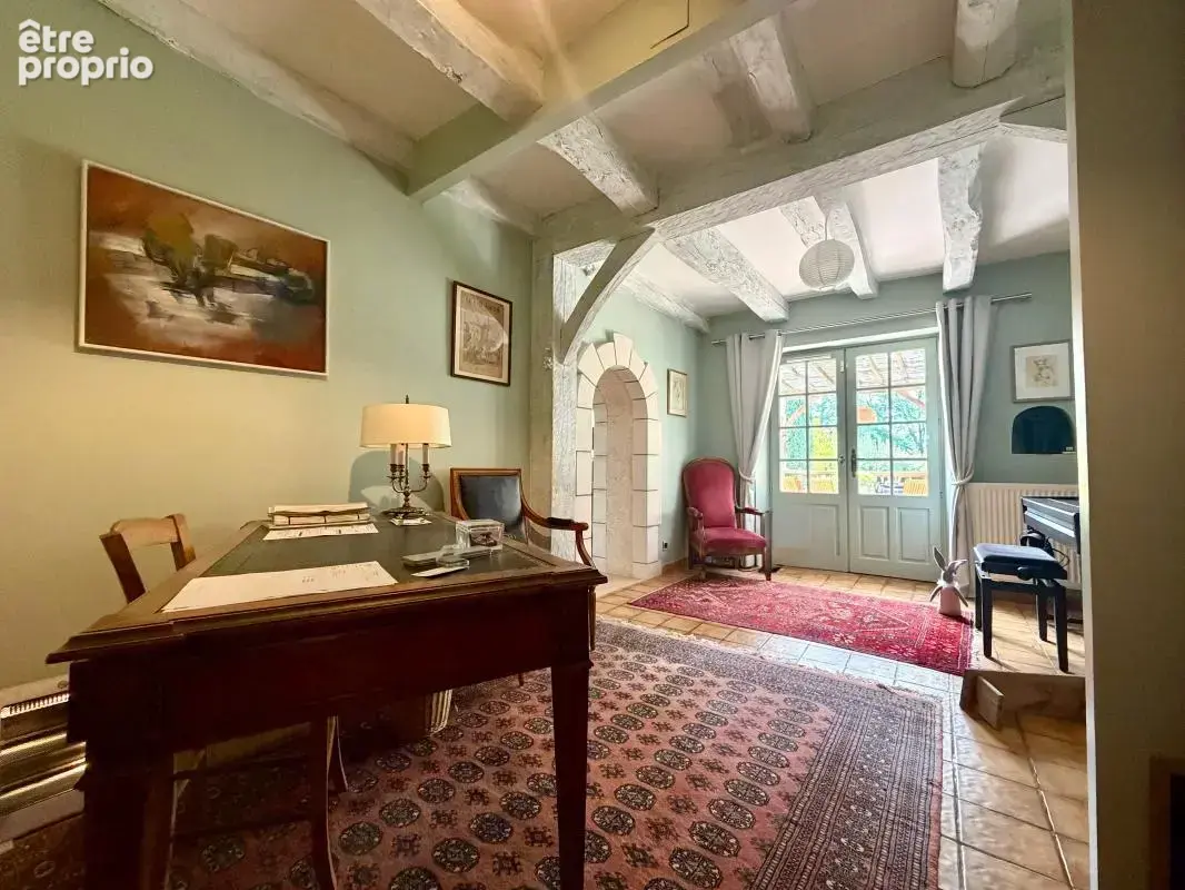 Maison en pierre sur 1,5 ha avec piscine, vie de plain-pied et atelier - photo 9