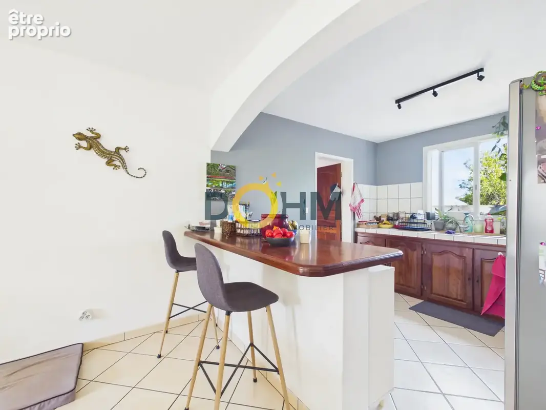Maison T5 à l'entrée de la Rivière St Louis sur 600m2 - photo 7