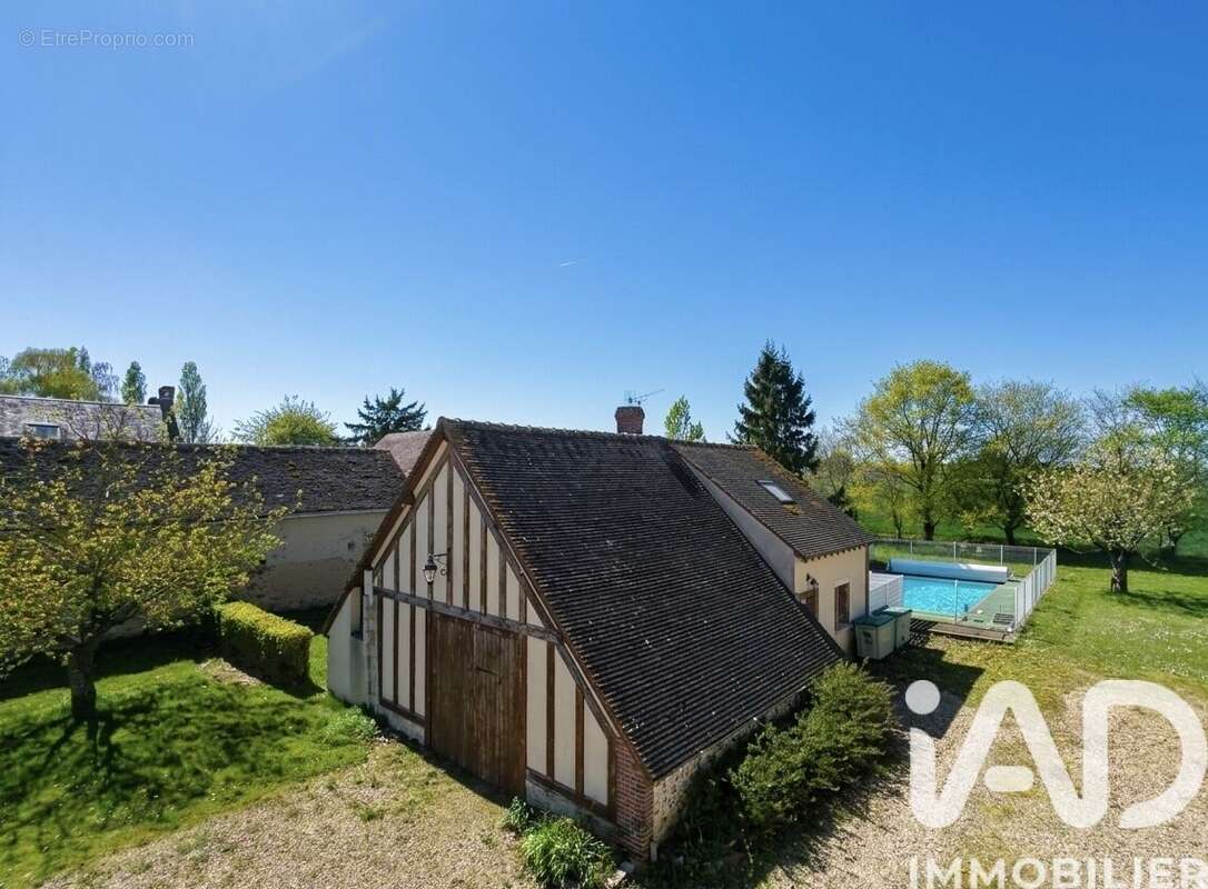 Photo 2 - Maison à CHATEAU-RENARD