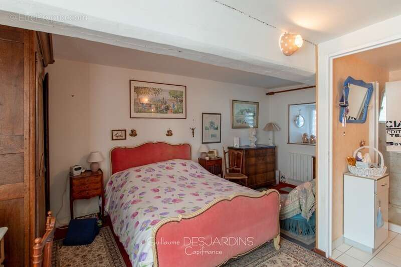 Maison à LE PIN-AU-HARAS