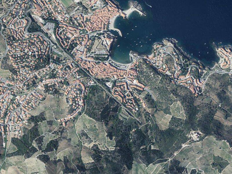 Terrain à COLLIOURE