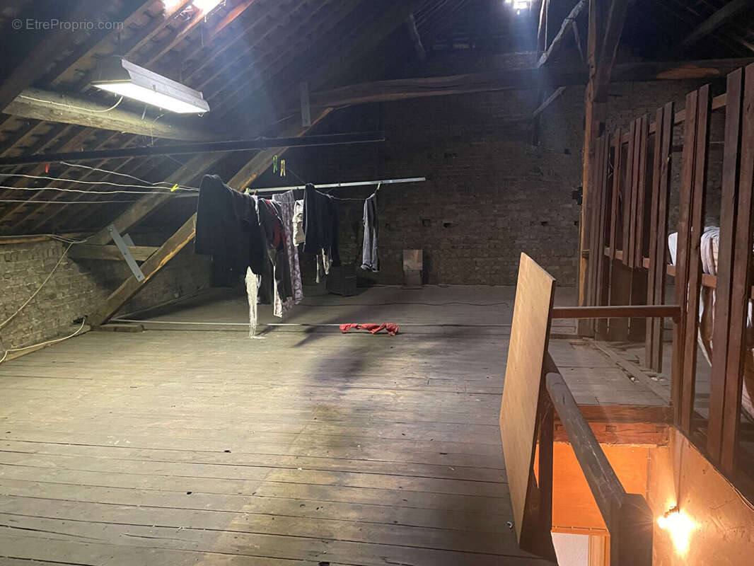 Appartement à AMAGNE