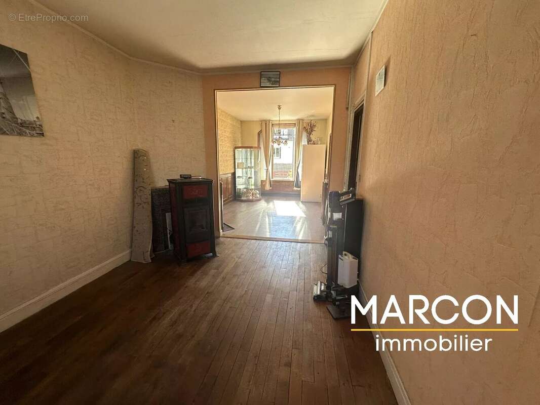 Maison à LA SOUTERRAINE