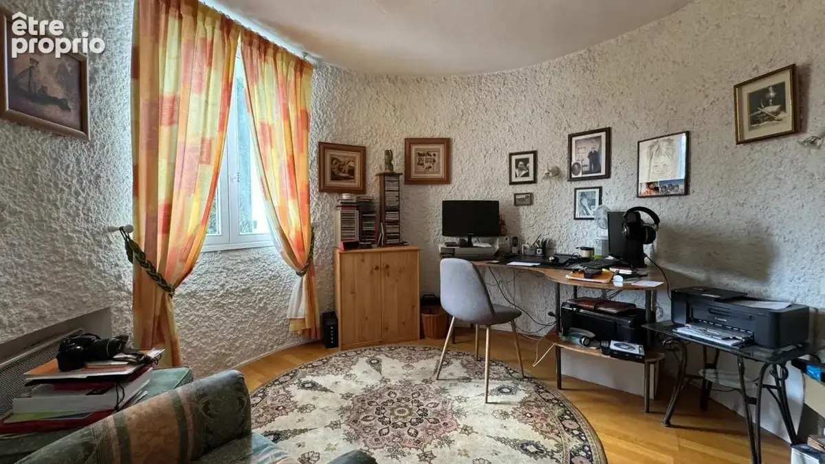 Maison de 8 pièces de 158 m² à Montpon-Ménestérol - photo 8