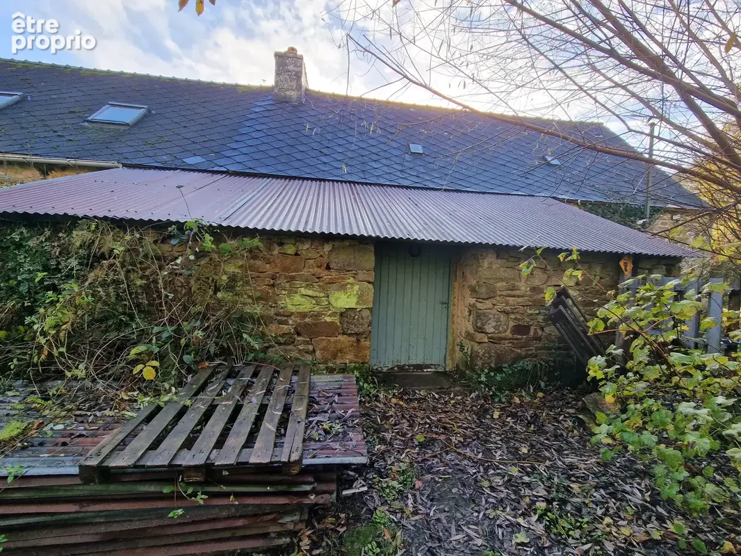 A KERIEN, cette maison en pierre d’environ 78 m2 située dans un environnement calme et naturel - photo 17