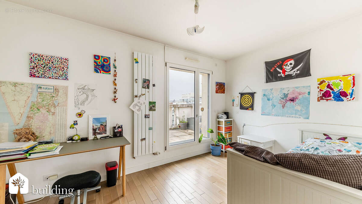 Appartement à LEVALLOIS-PERRET