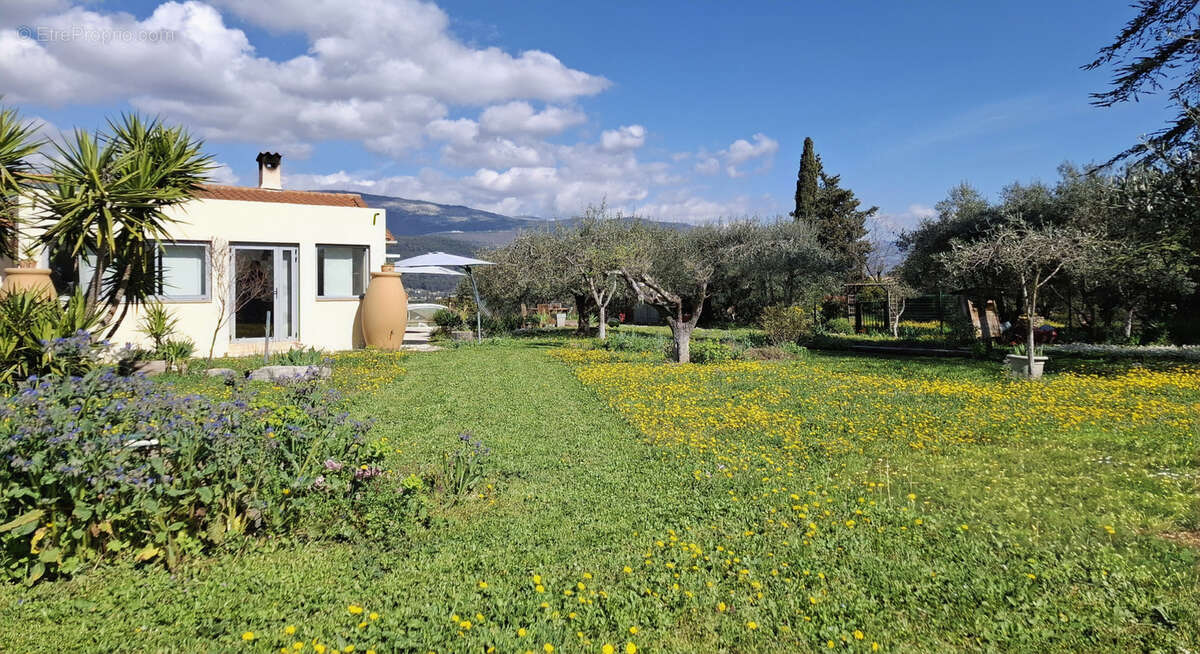 Maison à PEYMEINADE