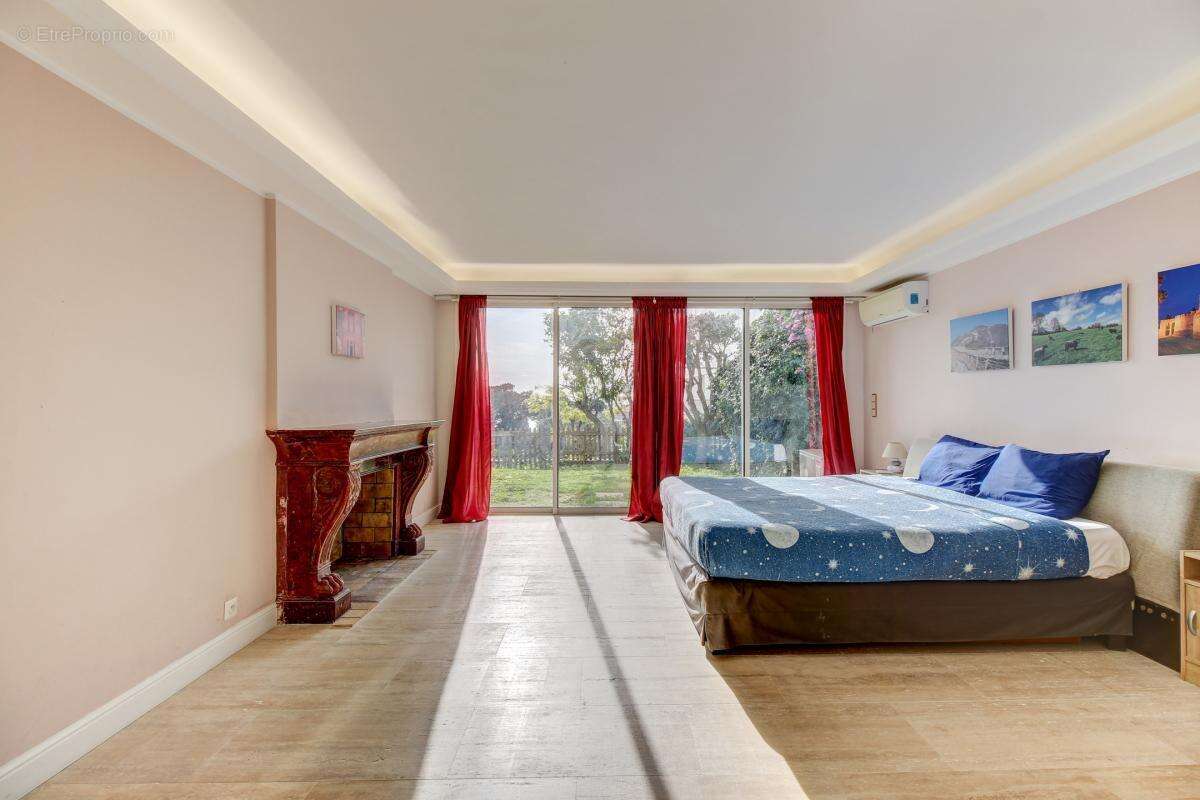 Maison à ROQUEBRUNE-CAP-MARTIN