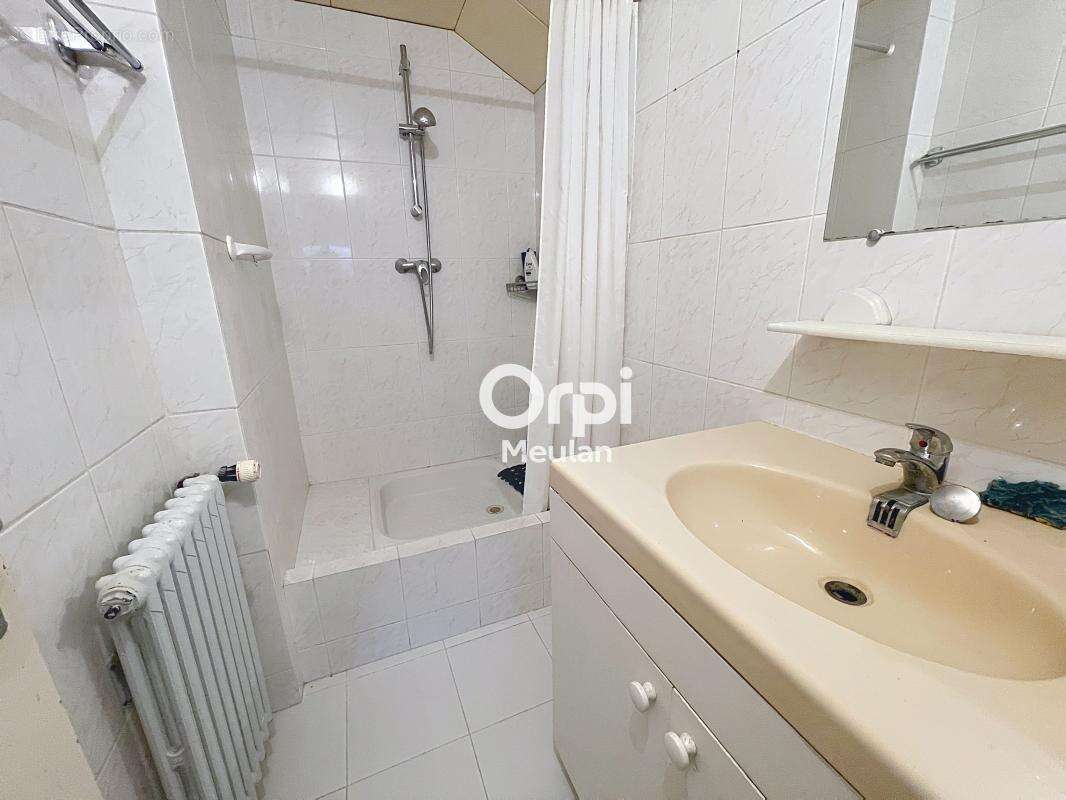 Maison à LES MUREAUX