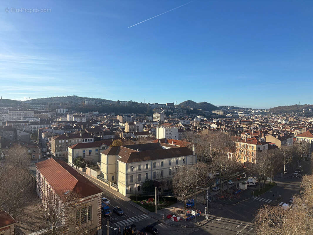 Appartement à SAINT-ETIENNE