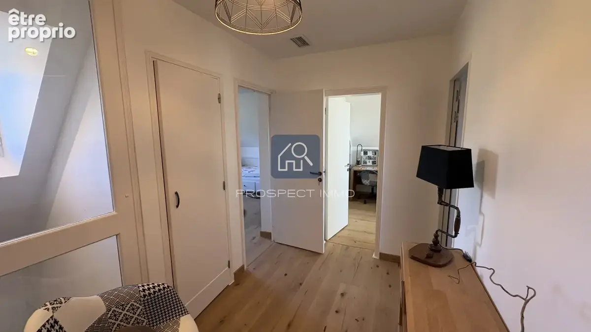 Maison avec terrain et garage - photo 10