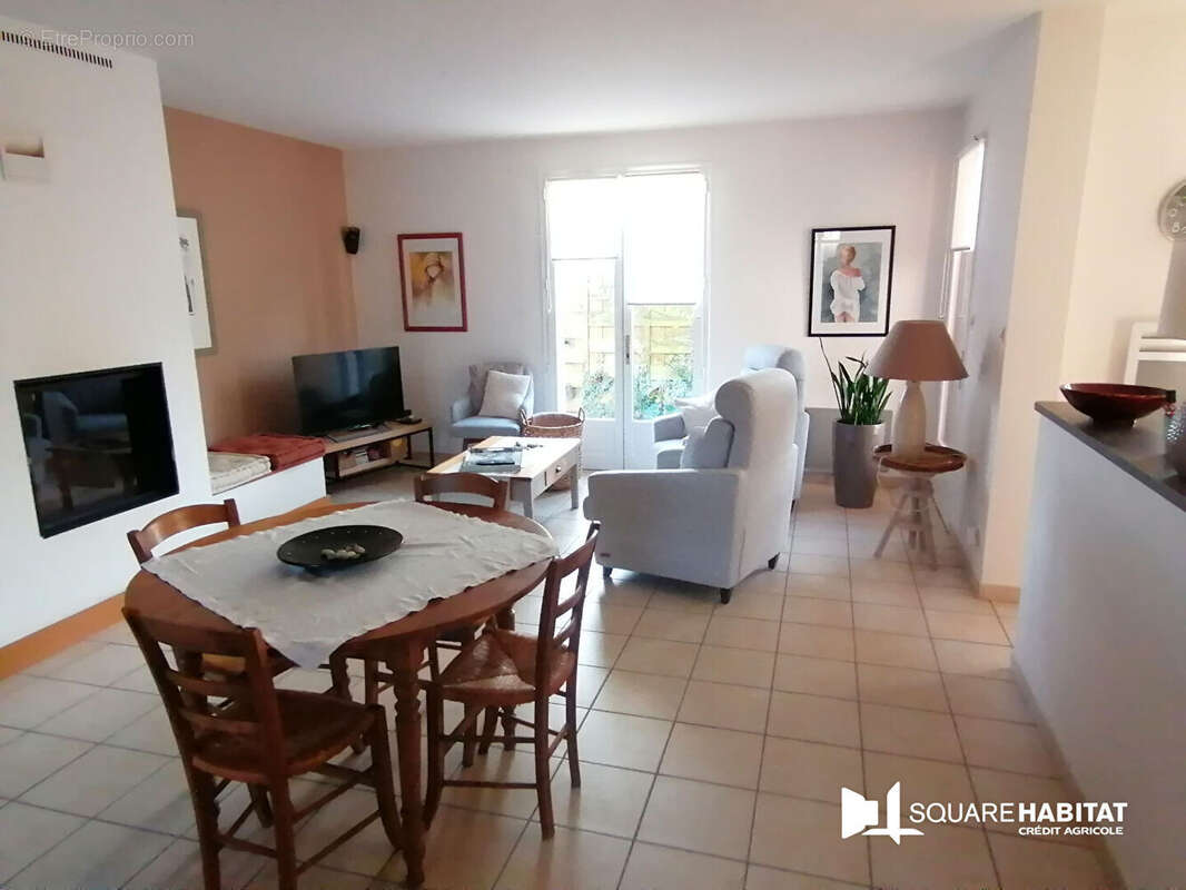 Maison à TOUTLEMONDE