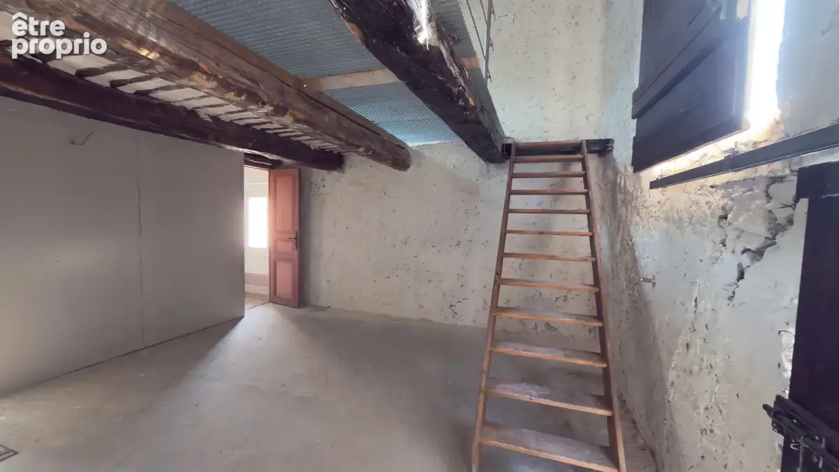 172 m2 - Grand potentiel - Toiture neuve - 10 couchages - Jardinet - photo 9