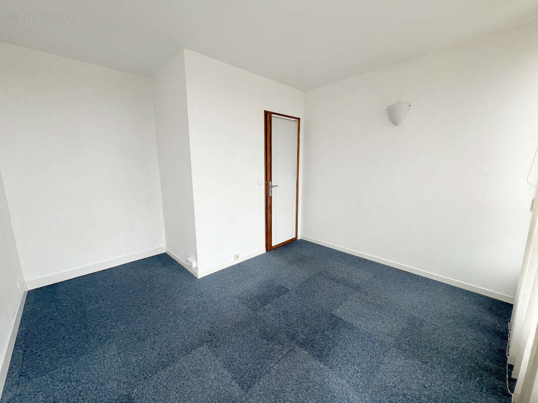 Commerce à SAINT-MAUR-DES-FOSSES