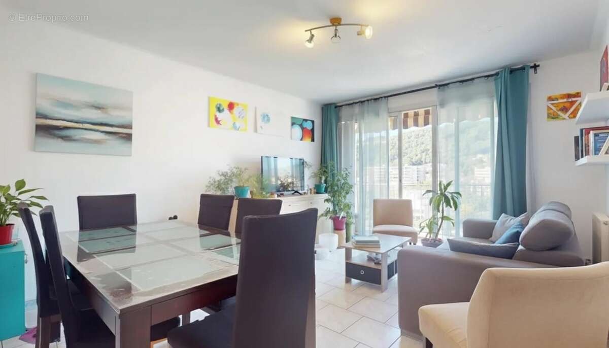 Appartement à LA GARDE