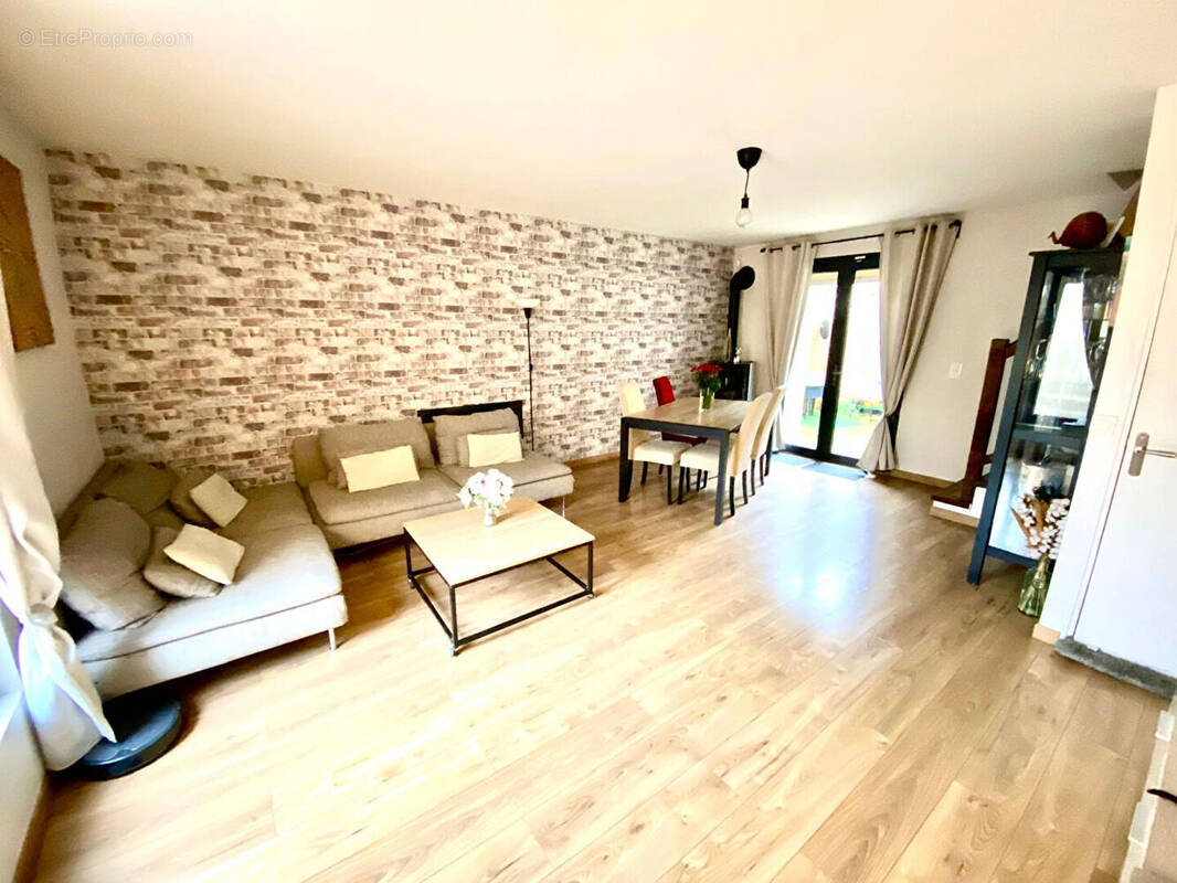 Maison à PIERRELAYE