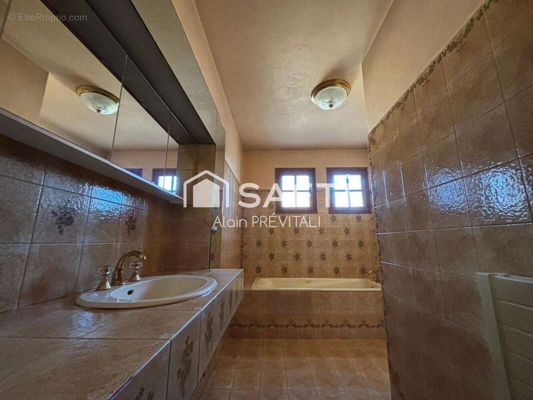 Photo 5 - Maison à OYONNAX