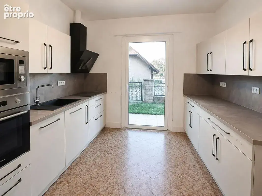 Maison Saint Simeon De Bressieux 8 pièce(s) 240 m2 - photo 6