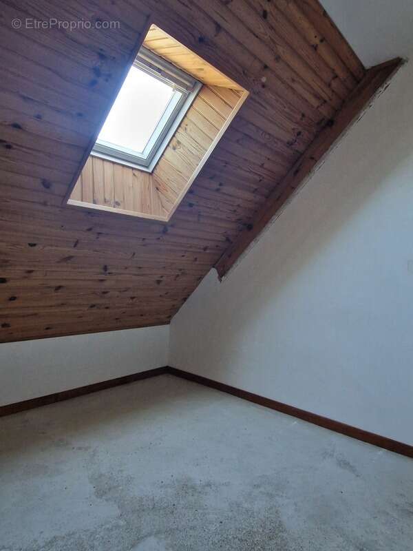 Maison à POMMERIT-LE-VICOMTE