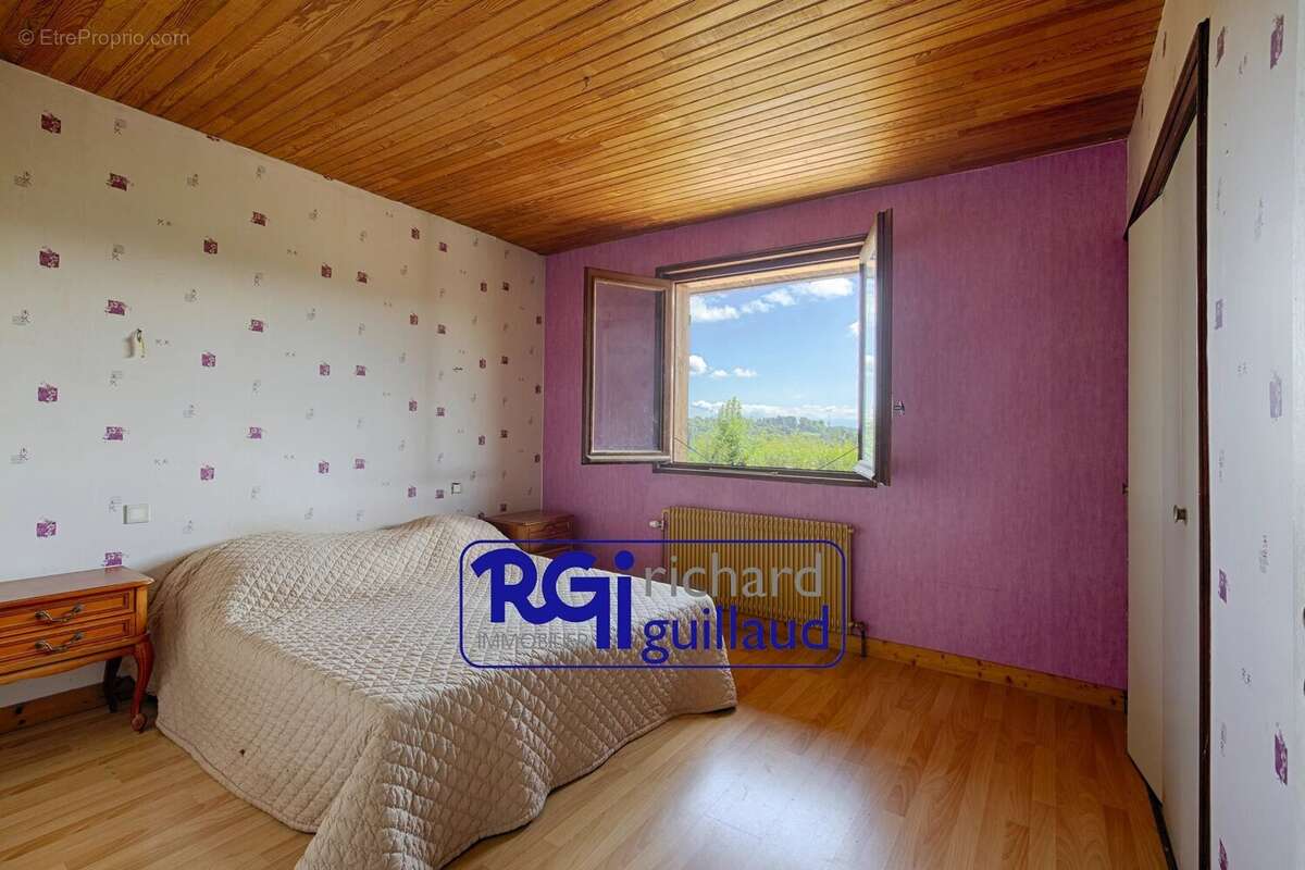 Maison à LA TOUR-DU-PIN