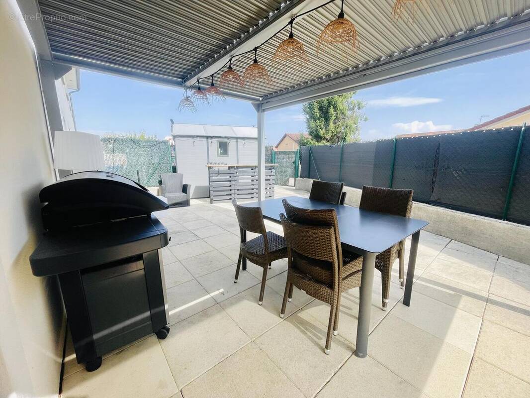 Photo 1 - Appartement à SAINT-MAURICE-DE-BEYNOST