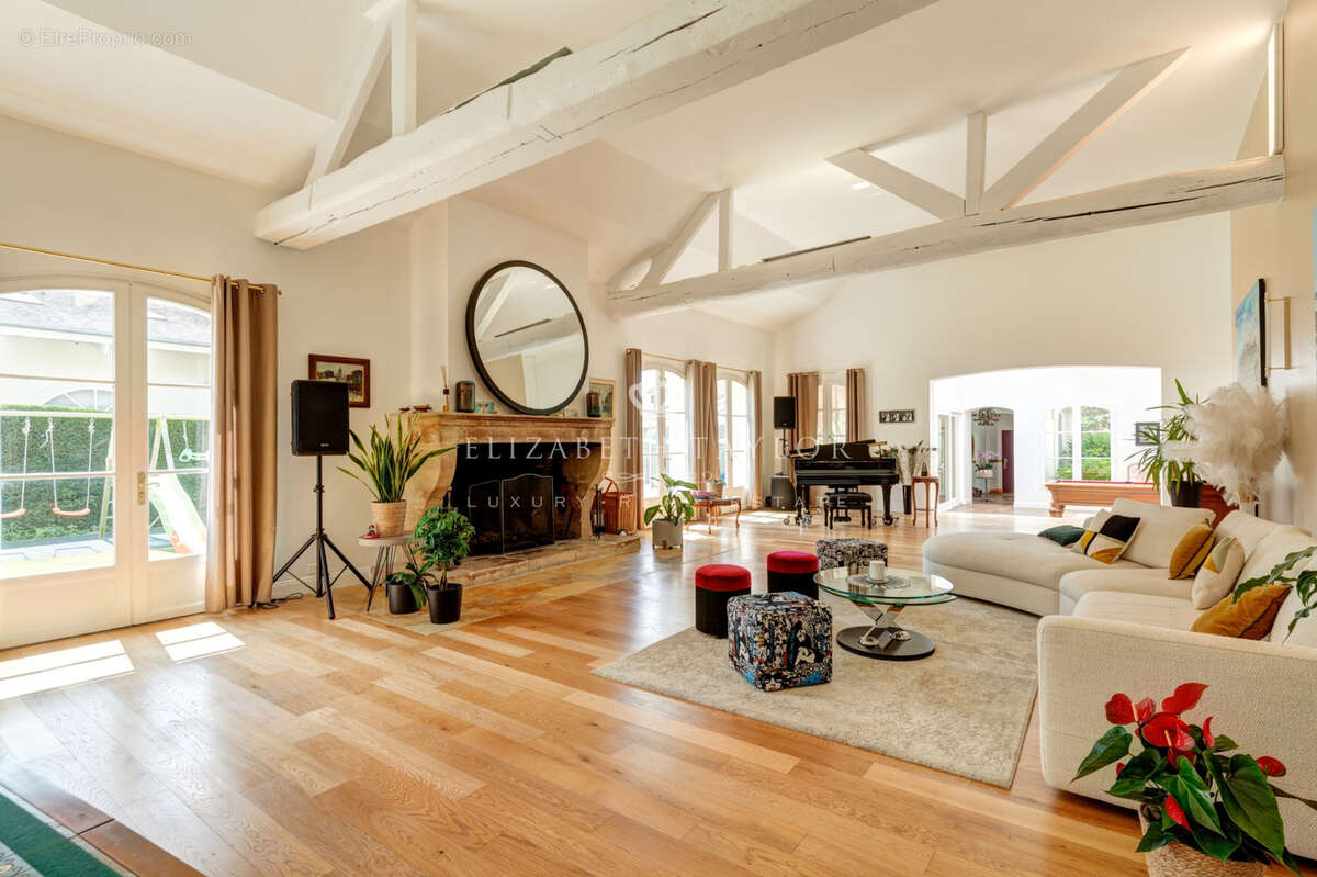 Maison à NOISY-LE-ROI