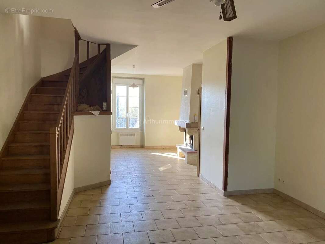 Maison à LA CHAPELLE-GAUGAIN