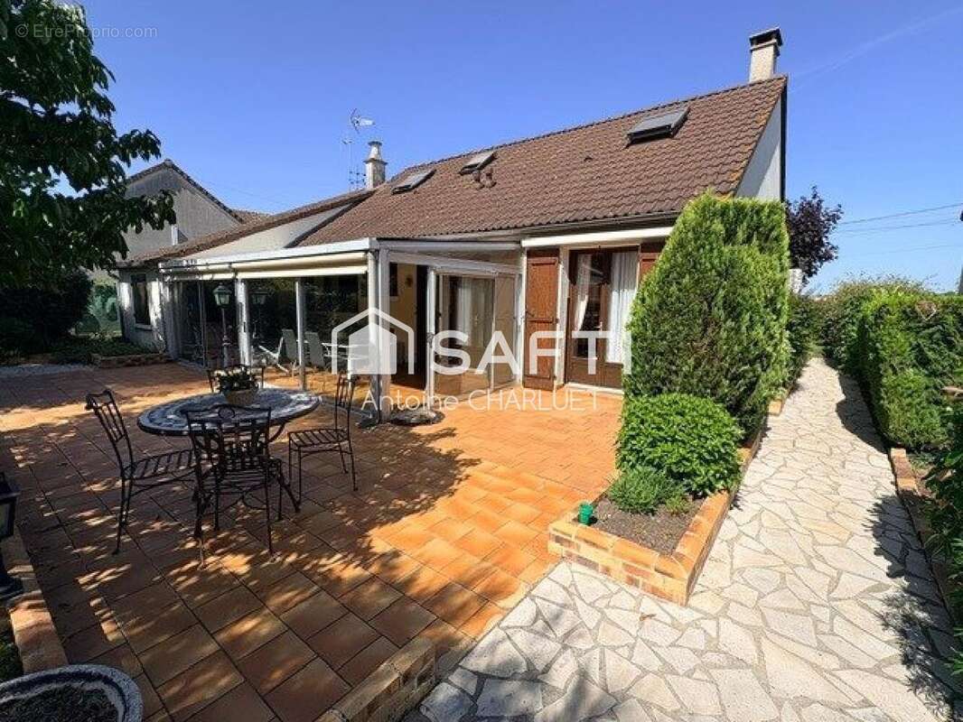 Photo 2 - Maison à CLION