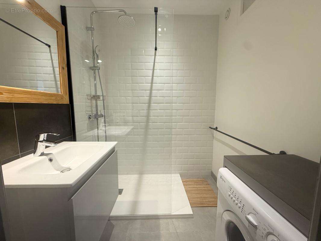 Appartement à AIX-LES-BAINS