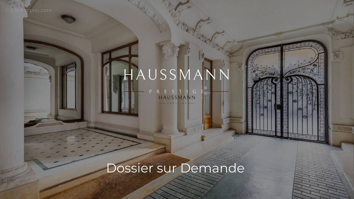 Appartement à PARIS-17E