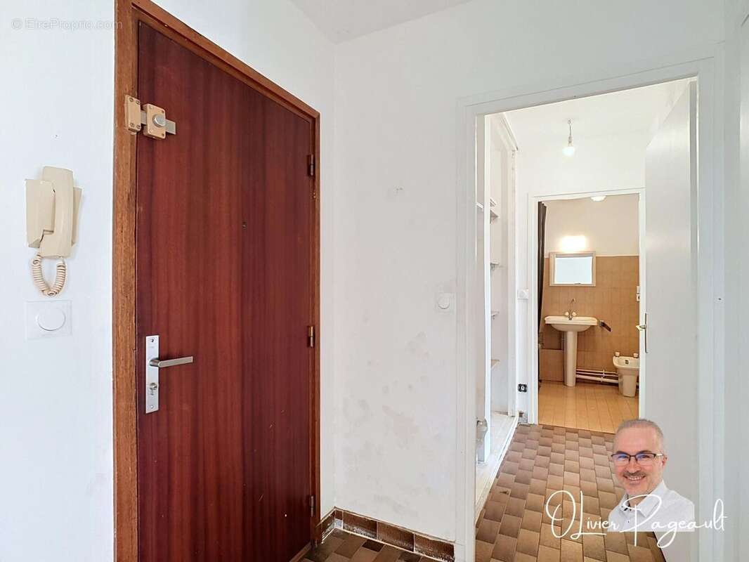Photo 6 - Appartement à LYON-8E
