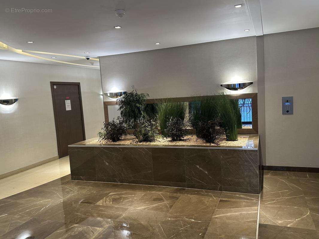 Appartement à LEVALLOIS-PERRET