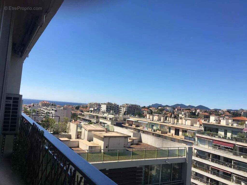 Appartement à CANNES