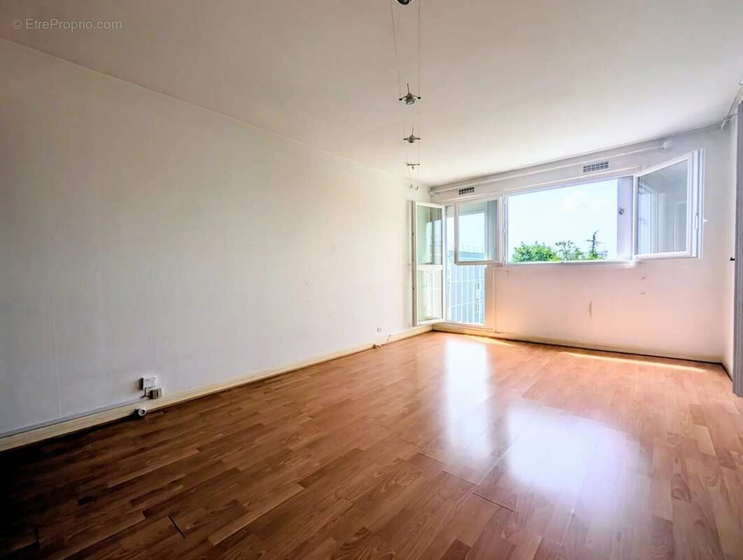 Appartement à PLAISIR
