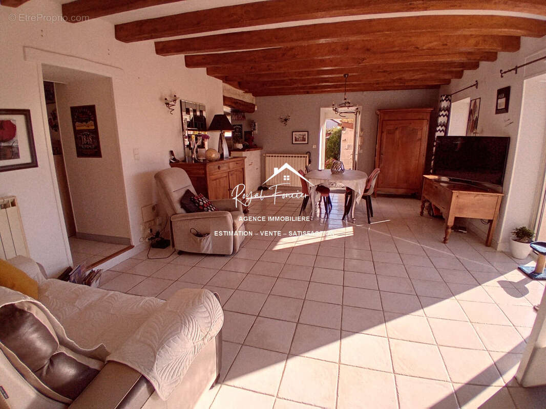 Maison à CHATELLERAULT