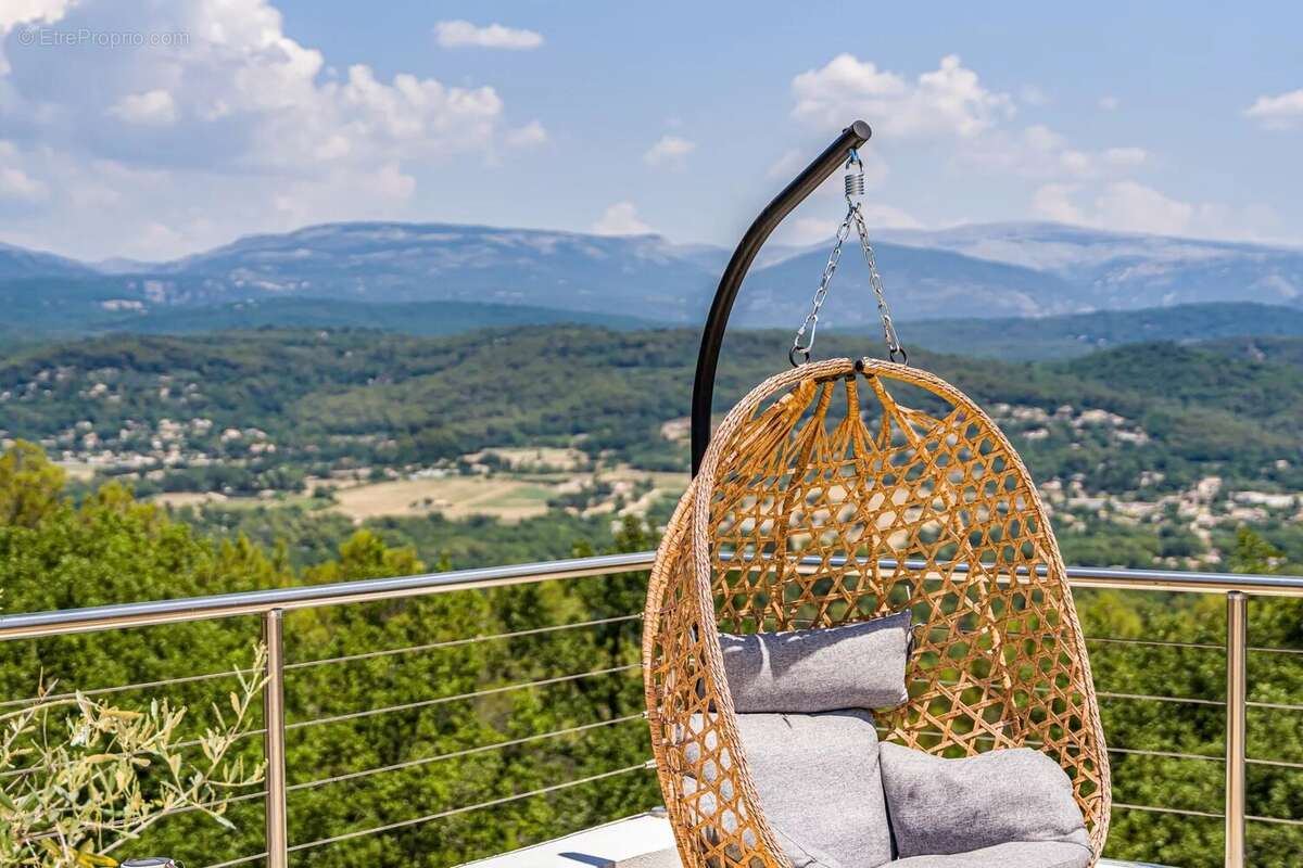 Villa d’exception à Tourrettes avec vue spectaculaire - photo 6