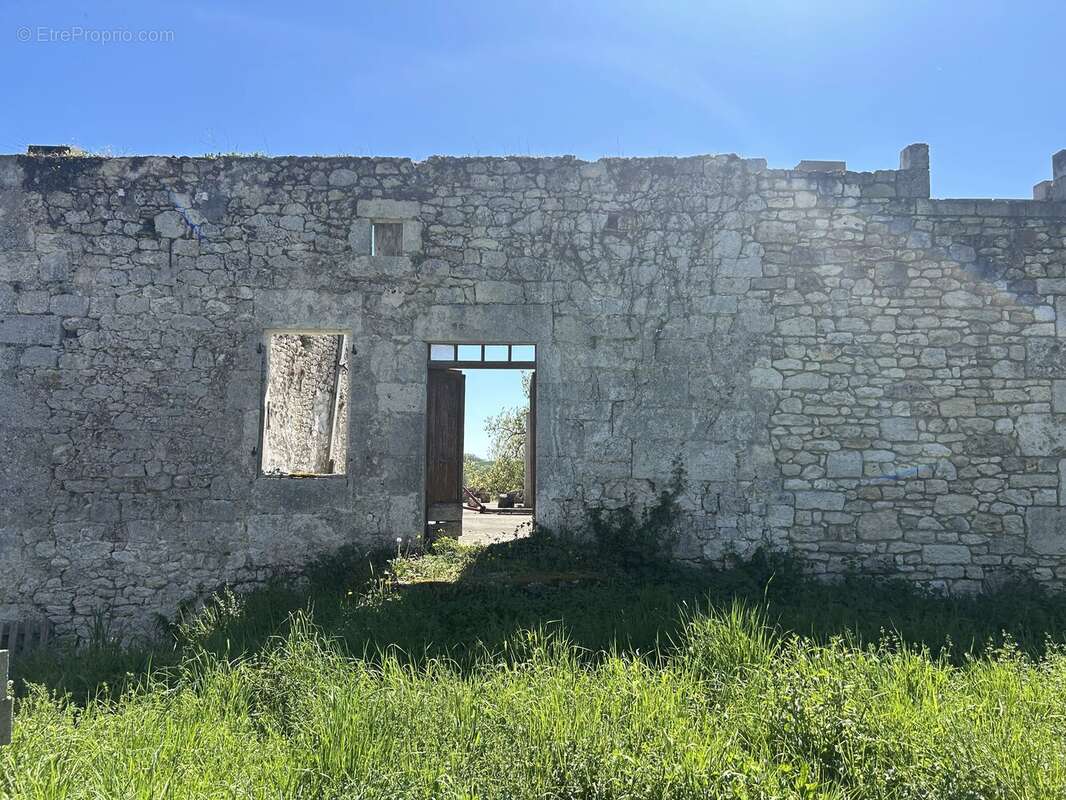 Maison à LACOUR