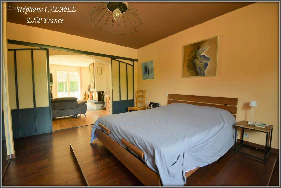 Maison à SAINT-FRONT-DE-PRADOUX