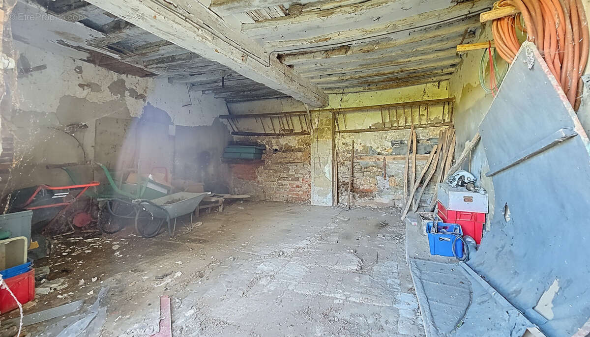 Autre à PERS-EN-GATINAIS