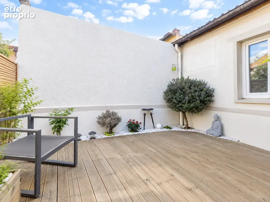 Maison ancienne    5 pièces   env. 120 m2   Terrasse, garage, jardin - photo 10