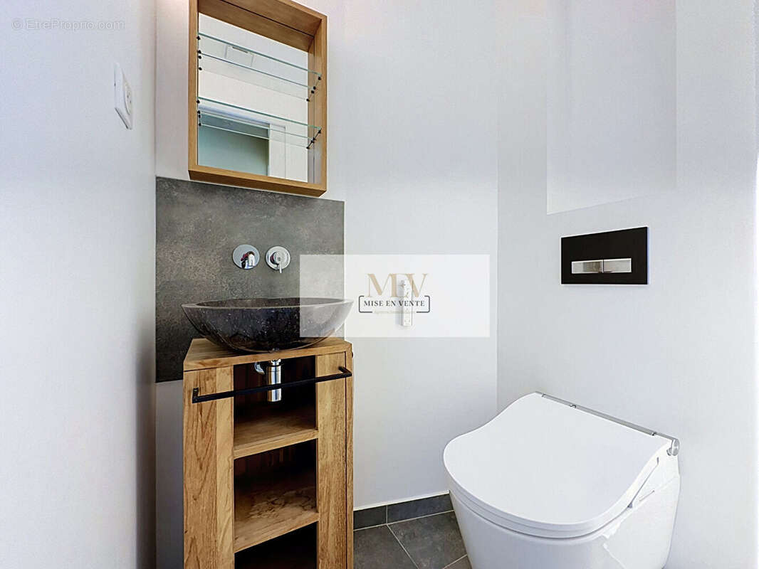 Maison de charme rénovée et agrandie 120 m² - prestations haut de gamme - terrain 293 m² - photo 4