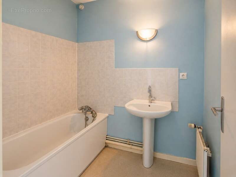 Appartement à SAINT-JACQUES-DE-LA-LANDE